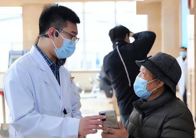 五指毛桃煲汤，是养生还是伤身？，五指毛桃煲汤虽好，但这些风险你知道吗？