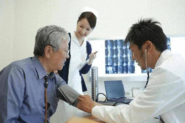 60岁以上人群饮酒：如何把握“度”的关键？