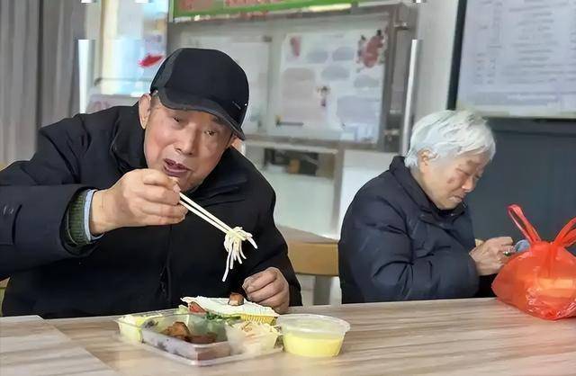 糖尿病控糖新思路：每周饿三顿重塑身体节律
