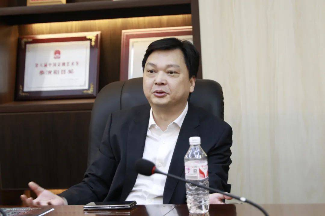 湖南省文化和旅游厅党组成员,副厅长廖健一行来我中心调研指导