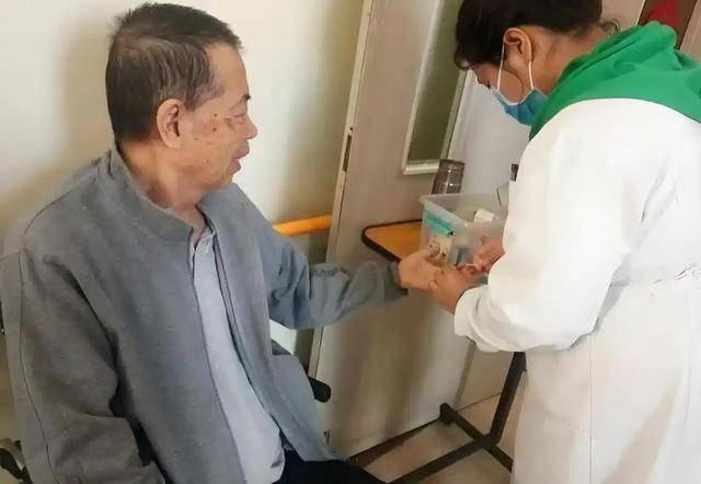 糖尿病控糖新思路：每周饿三顿重塑身体节律