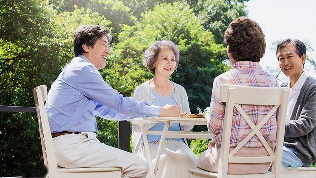 老年烟民必看！如何科学降低吸烟危害