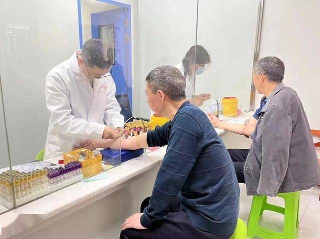 老年烟民必看！如何科学降低吸烟危害