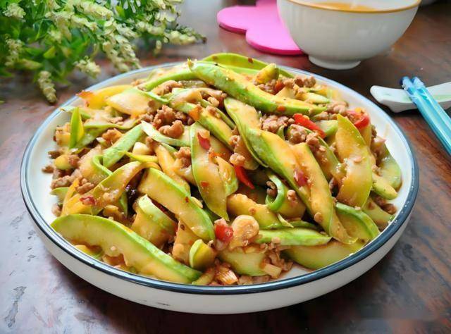 春季健康饮食秘诀：常吃这四种平价蔬菜，春天吃什么？这四道“黄金蔬菜”菜肴别错过