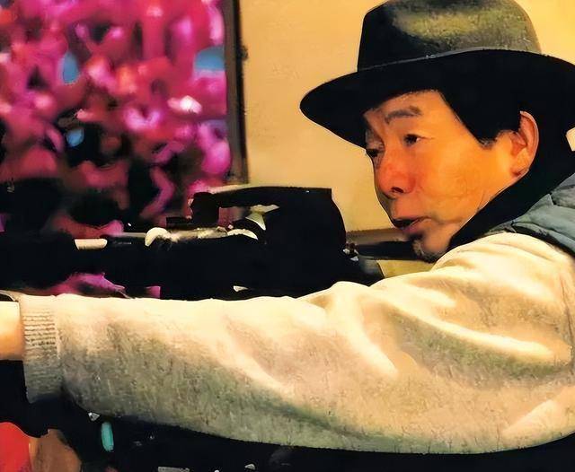 带三个娃嫁小14岁丈夫，病逝7年后，丈夫王崇秋因为思念做出大事_搜狐网