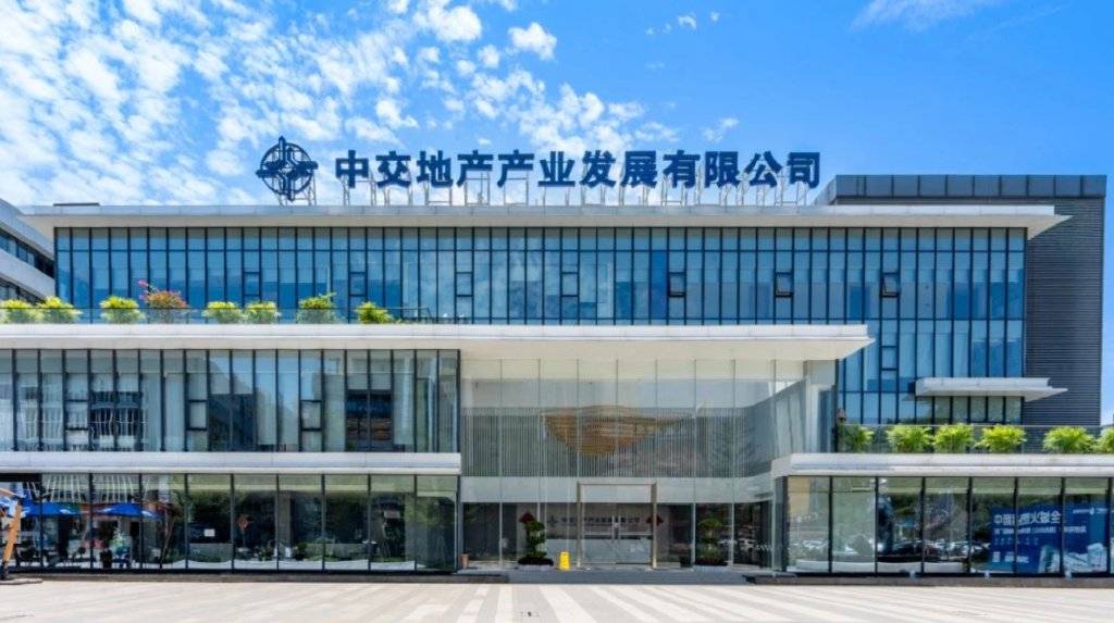 归母净亏超51亿后，这家房企也盯上轻资产转型？_中交_地产_公司