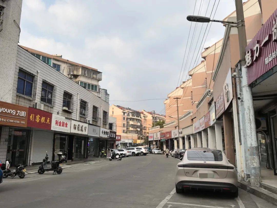 桐乡"醒"得最早的一条街