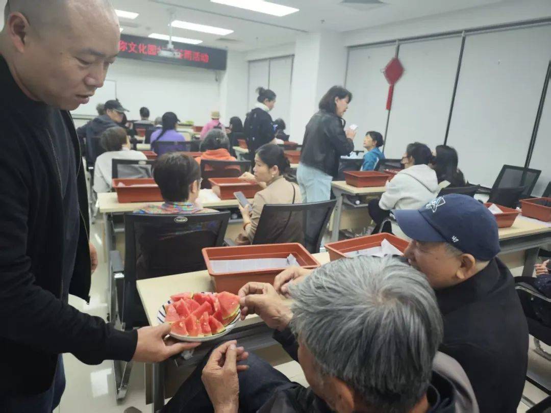 社区谷雨植新绿栽种新希望(图6)