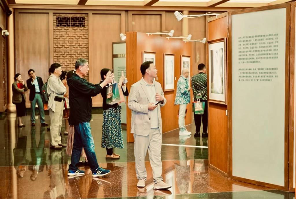 林风眠白纱仕女庭园等18幅经典作品首次在沪展出(图1)