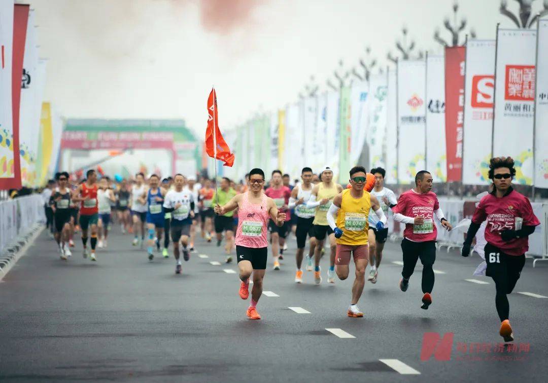 贝搏体育入口马拉松经济跑进县城(图4)