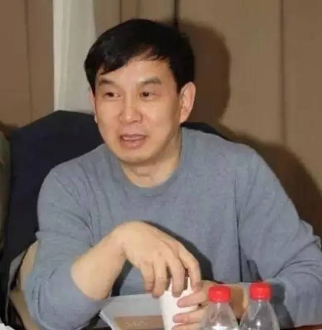 巨亏超12亿，负债达145亿，南都电源紧急冲刺港股“补血”！
