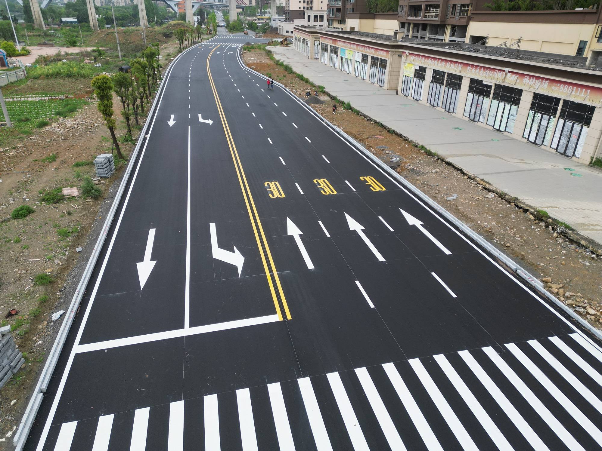 双向4车道!毕节城区一道路即将完工通车