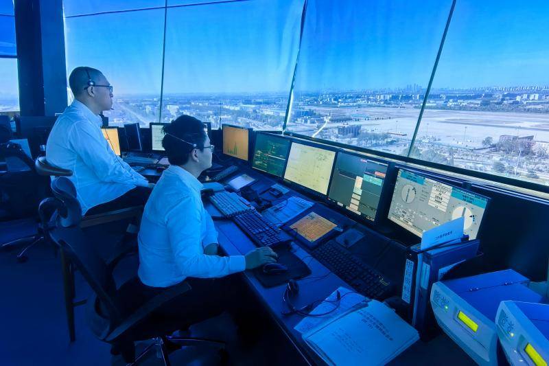 北京两机场五一假期进出港航班10931架次 同比增长8%