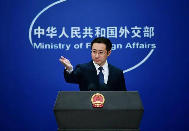 特朗普称不会为了和中国谈判而取消对华关税，外交部回应