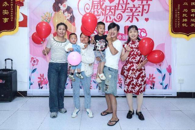 西安凤凰联盟浐灞国际港开展母亲节系列文明实践活动(图5)