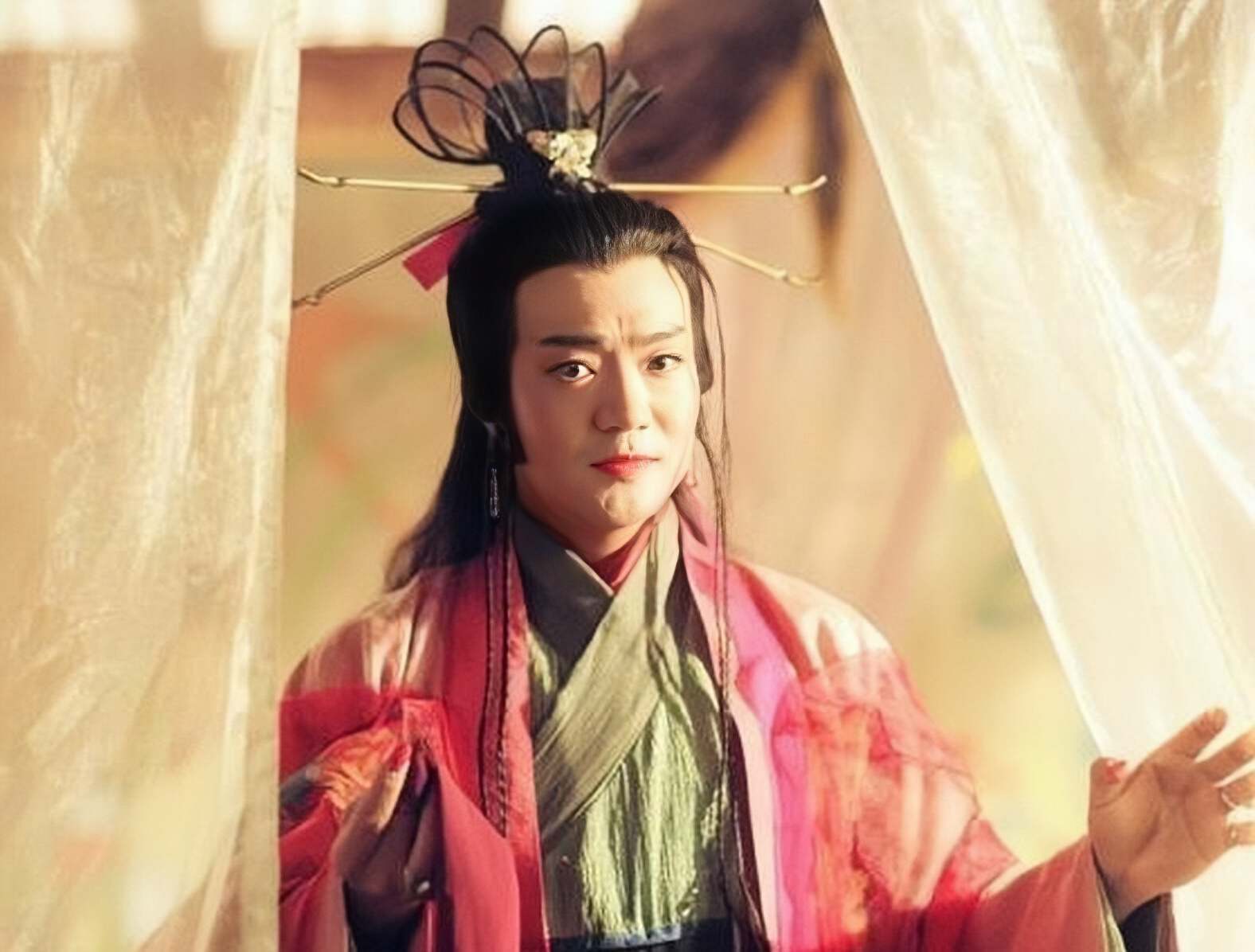 TVB知名老戏骨为情割腕自杀，临时取消婚约，至今未婚无儿无女