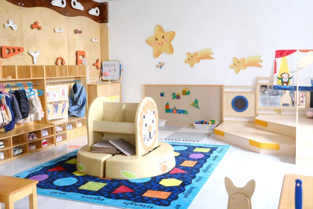  普惠托育科学育儿 __幼儿园进餐护理