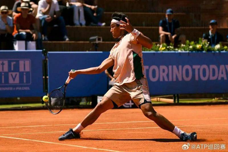 ATP都灵站：布云朝克特憾失红土挑战赛首冠，中国男网新星未来可期