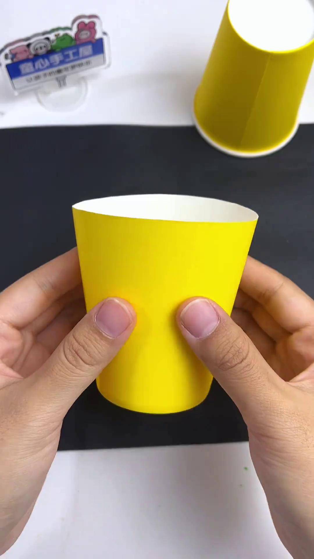 用纸杯做只小恐龙嗷呜嗷呜亲子手工 纸杯手工 手工diy 自制玩具 创意