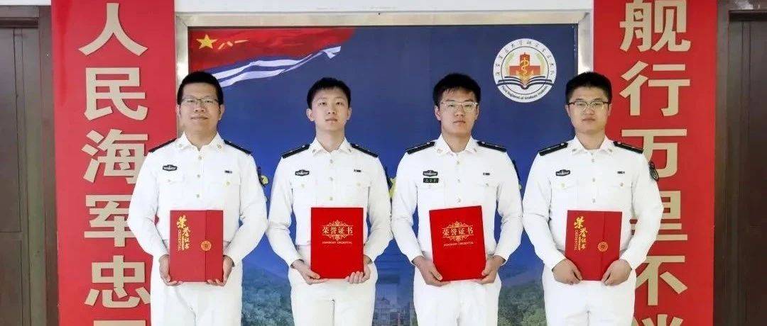 全员直博!海军军医大学这个“学霸”宿舍,太牛了_王佳政_王昊_张伟进