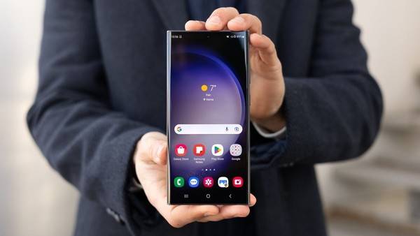 冰河奇迹！三星S23 Ultra浸泡3米深水下5小时仍存活