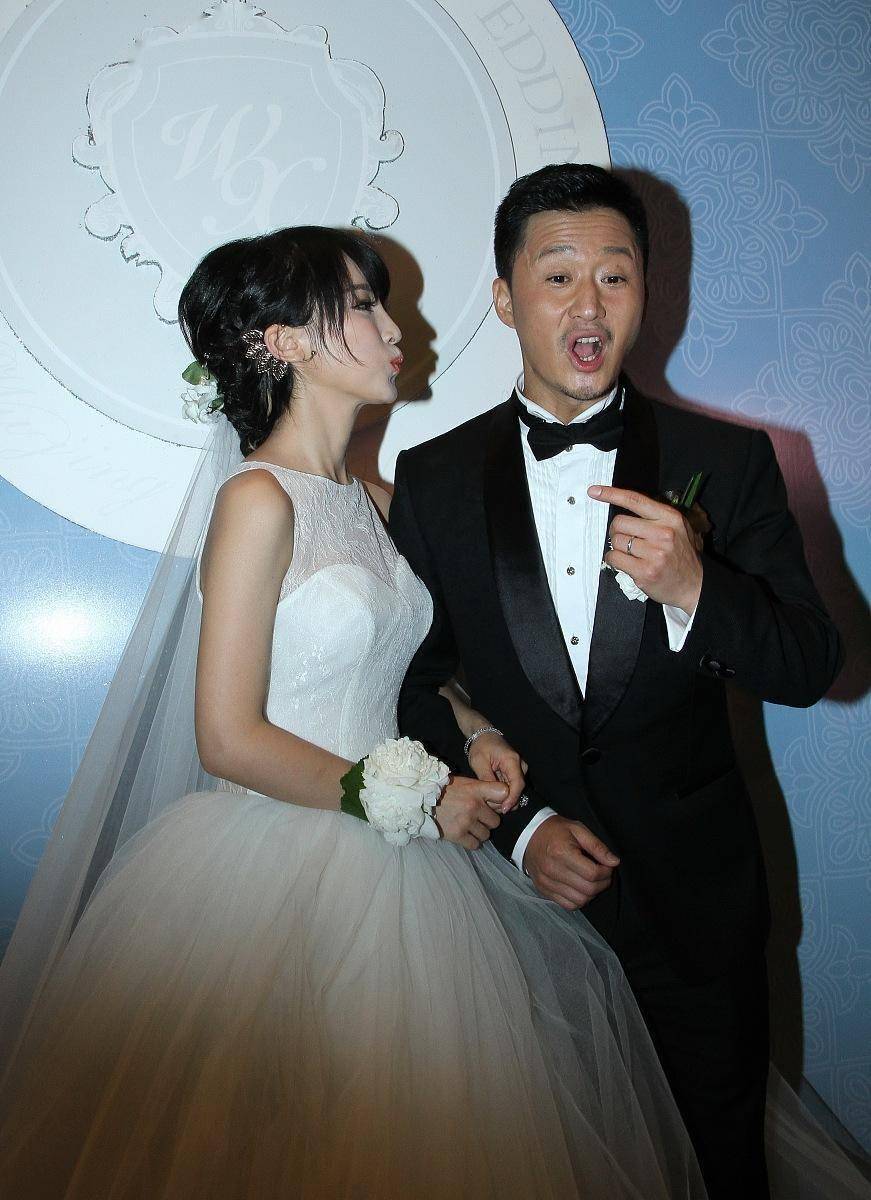 吴京隔空求婚谢楠,老夫老妻的浪漫,不得不让人佩服吴京御妻之道