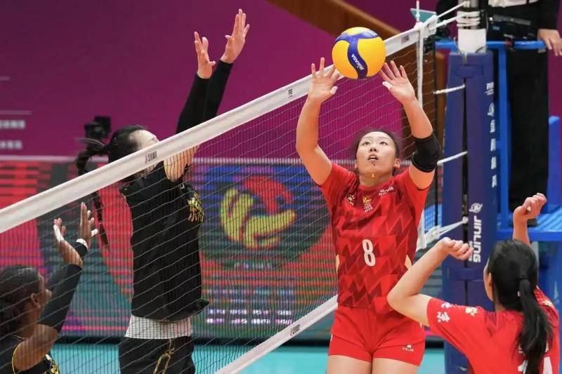 中国女排新星闪耀北京站：邹佳祺领衔新周期首秀