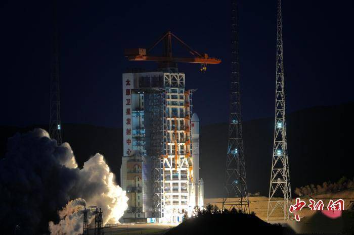 中国成功发射卫星互联网低轨04组卫星