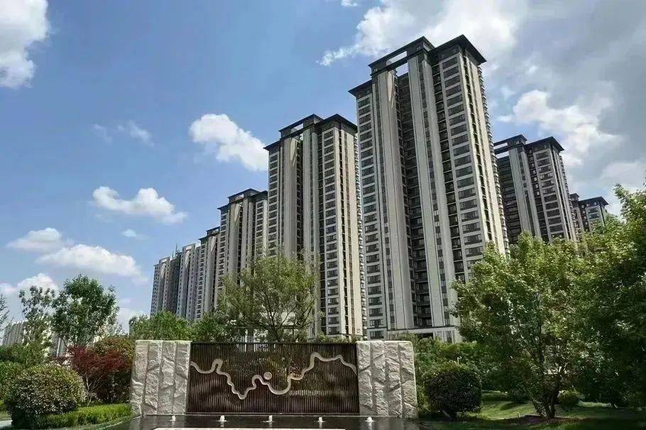 济南中海地产7.37亿竞得青岛西海岸江山南路地块 楼面地价7999元/㎡