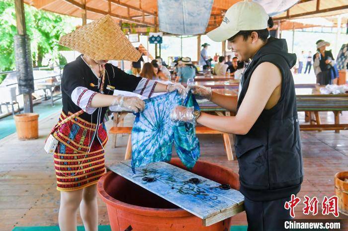 “海外新声代”行走中叙述我国：“海南冷艳了我很屡次”