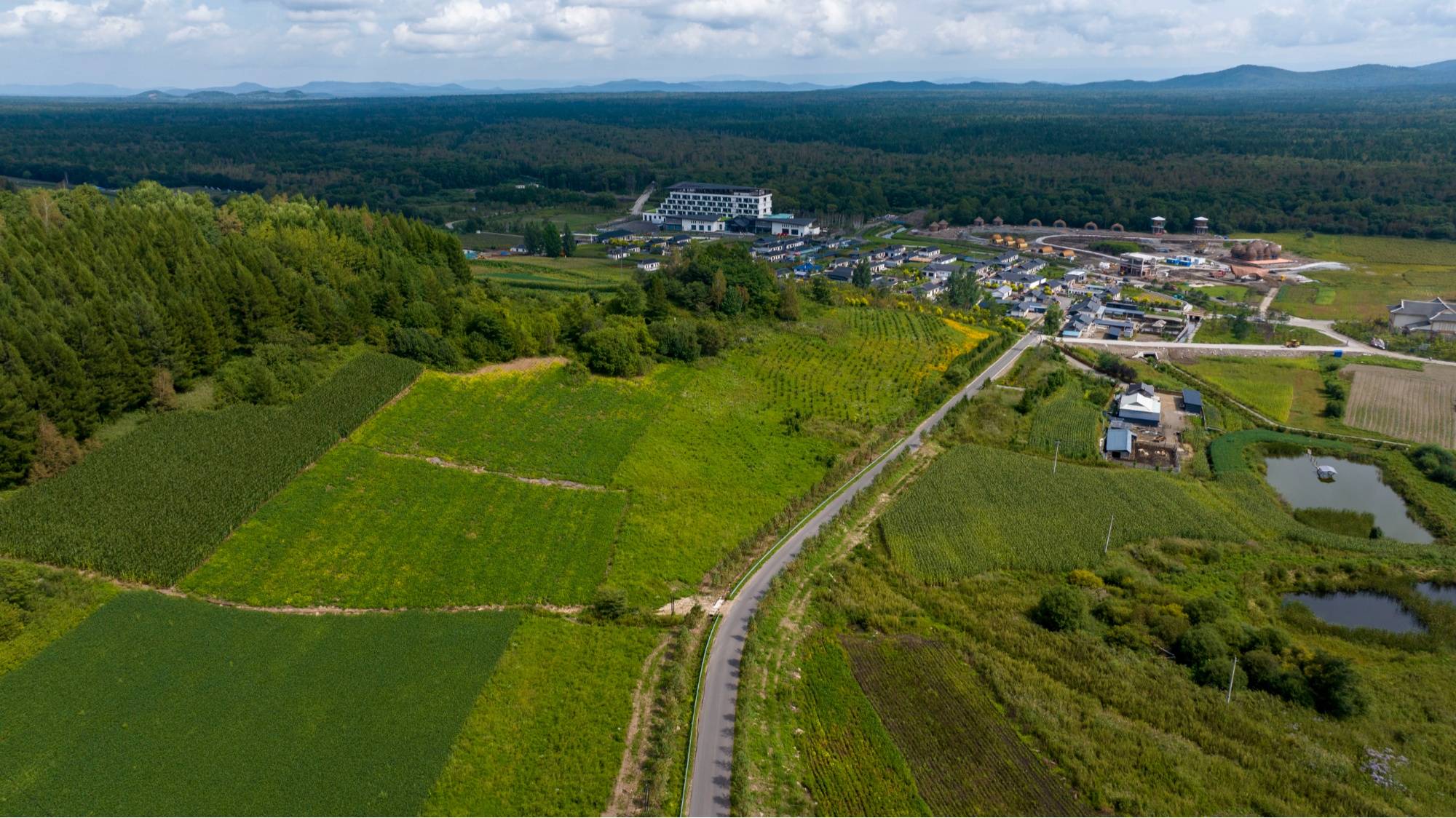 振兴乡村道路_美丽乡村公路建设_