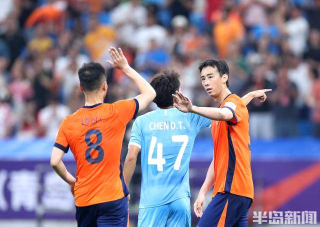 来吧今天妈让你c个够:全华班海牛2：1险胜中乙领头羊，晋级足协杯八强