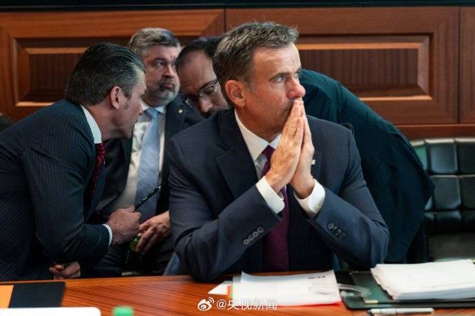 图片[3]-白宫公布袭击伊朗期间战情室照片 -华闻时空