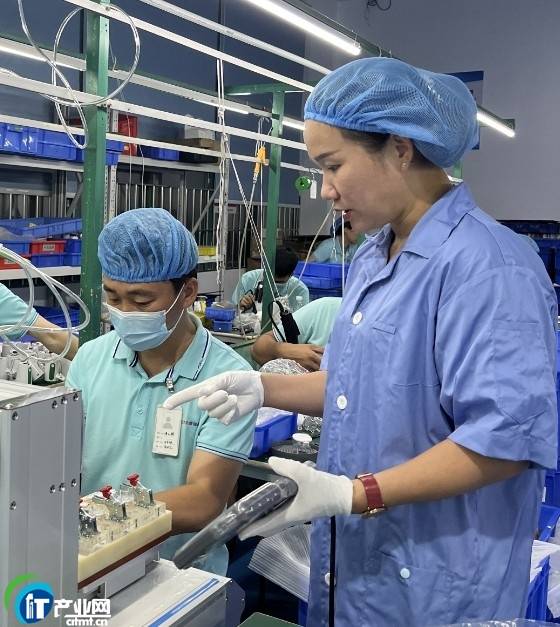 蒋传媛：以模糊Kano模型重塑医用血压计用户体验的工业设计先锋