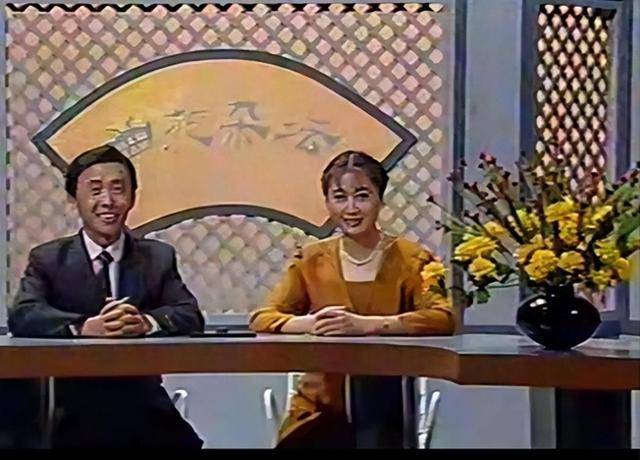 曾是“央视名嘴”，因揭露姜昆丑闻被封杀，如今70岁处境如何？