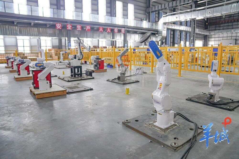 广东机器人“七剑客”舞动工业新篇章：华数与库卡引领智能制造潮流