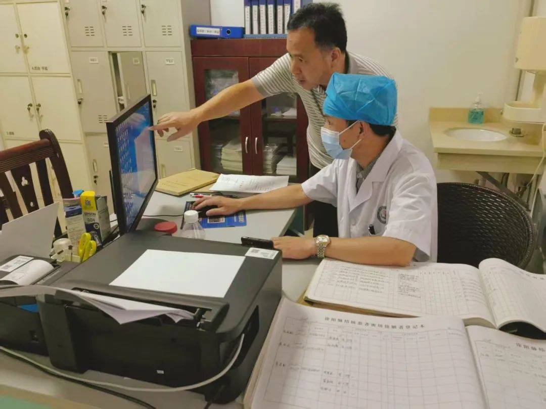 红蔷薇 军旅文:百色疾控：筑牢健康防线，开展2025年上半年结核病防治工作业务指导