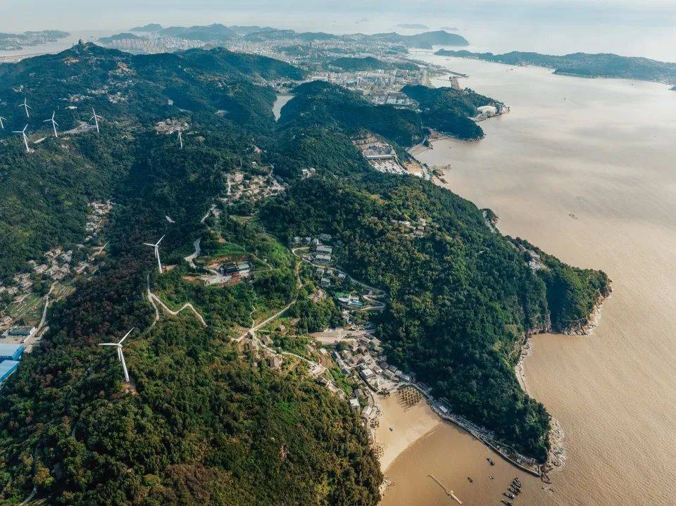 温州洞头伴度假酒店 / fax architects