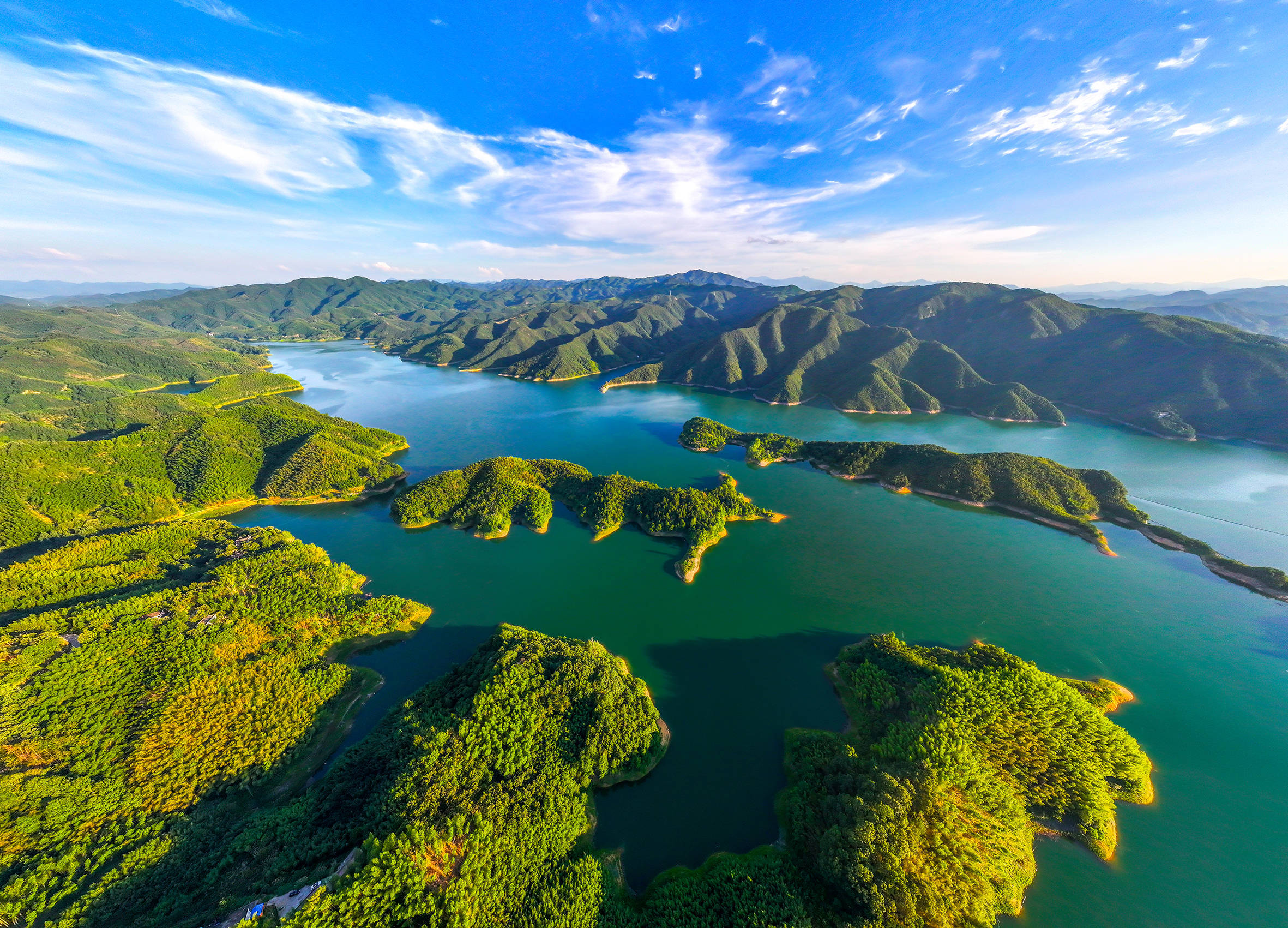 安徽六安:碧水青山美如画