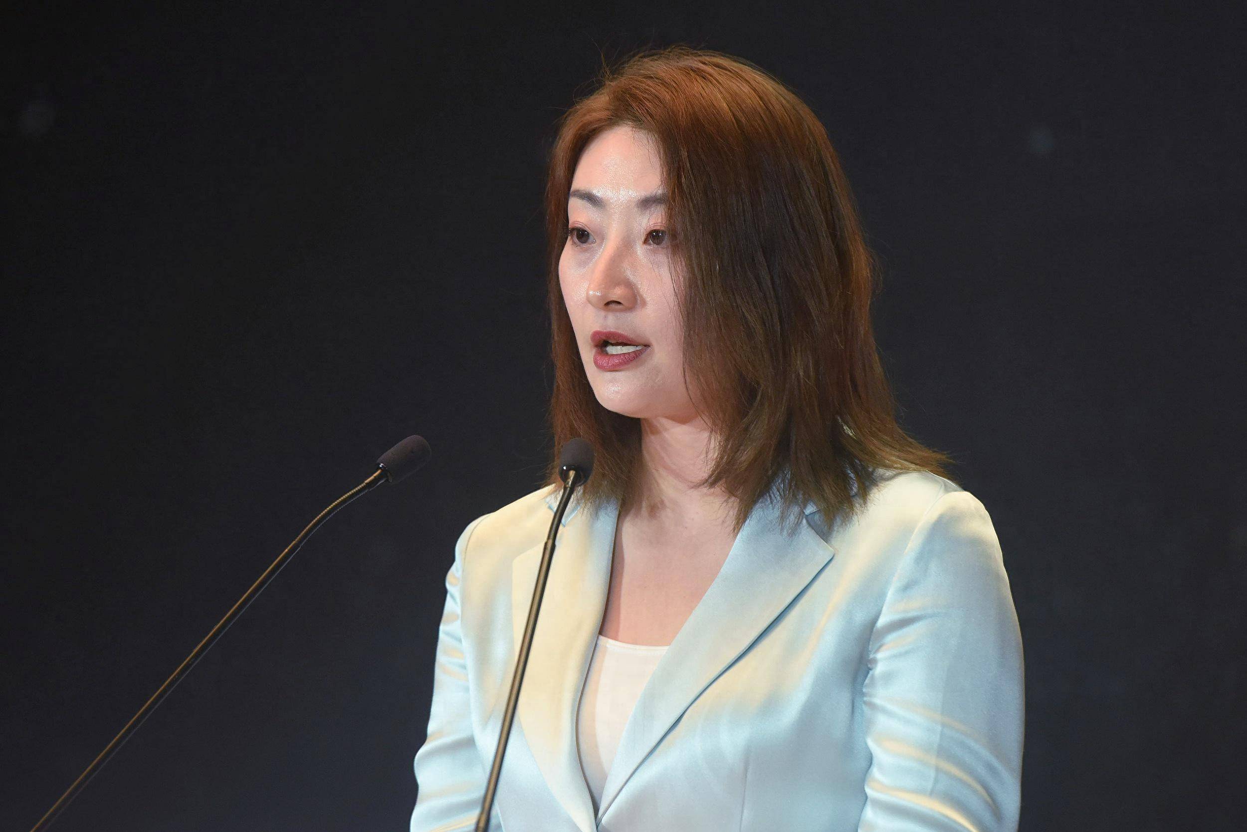 大瓜！宗庆后有6个私生子，4个生母身份曝光，宗馥莉曾绝食抗议