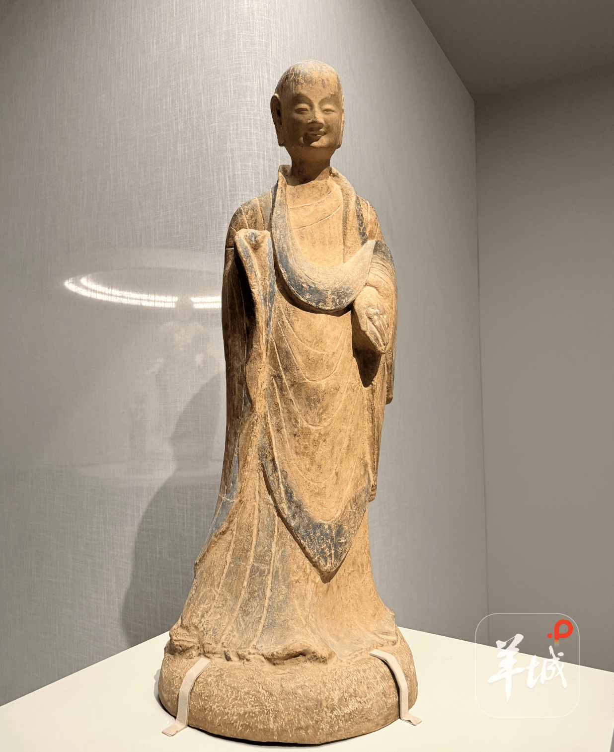 在上海遇见东方微笑麦积山石窟艺术的千年回响亮相宝龙美术馆