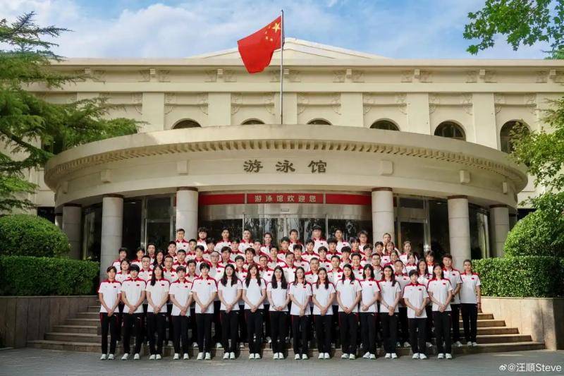 2025新加坡游泳世锦赛：中国新星崛起，老将再战江湖