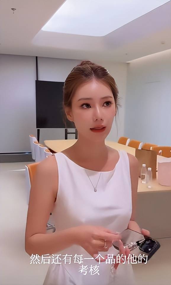 马筱梅新事业爆雷:多个带货品牌曝负面新闻 网友"学学董洁"(图3)