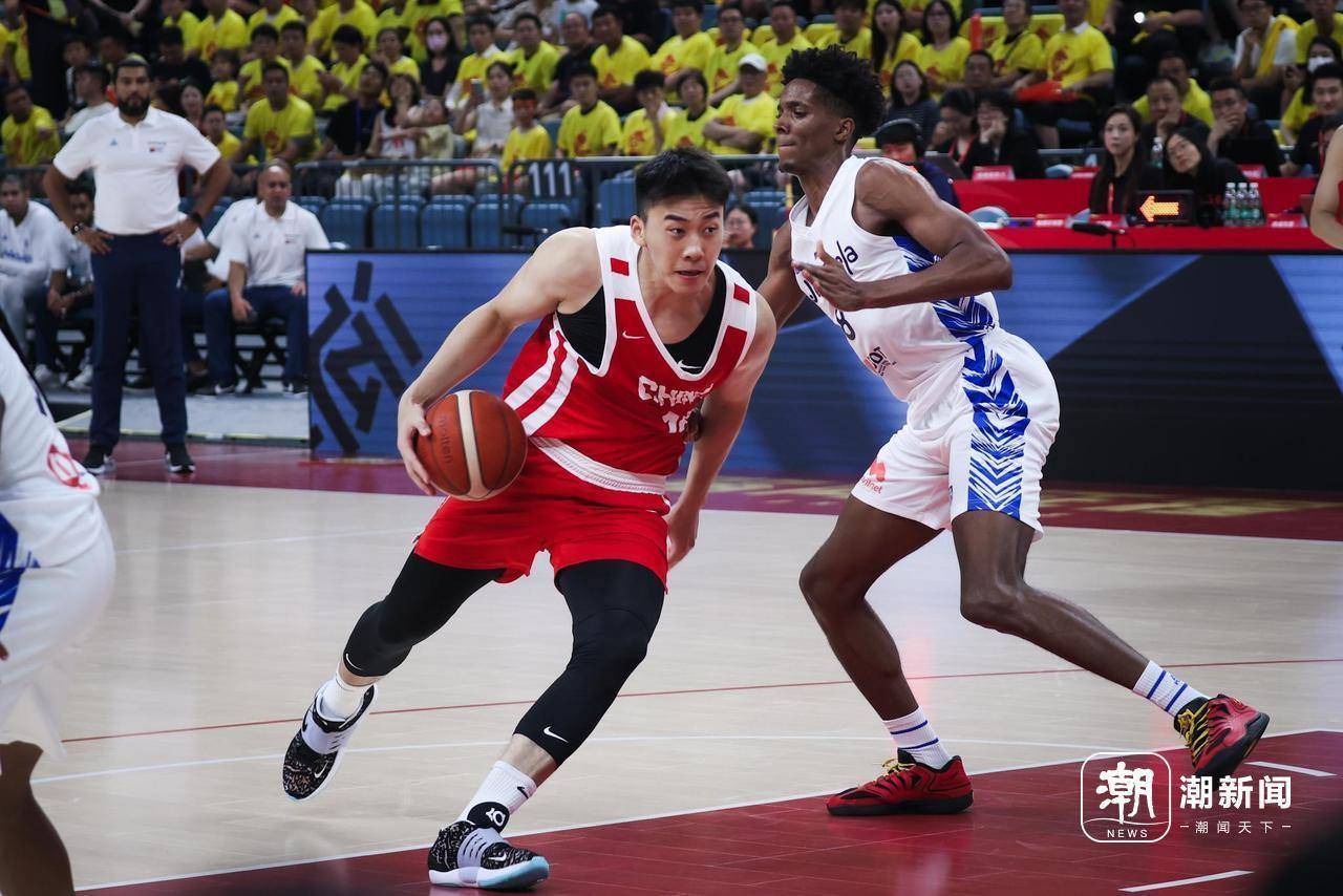 杨瀚森没来但小将王俊杰顶了起来，热身赛中国男篮再胜委内瑞拉