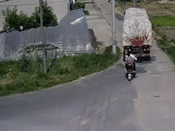 快乐过暑假 | 暑假交通安全之低龄儿童篇