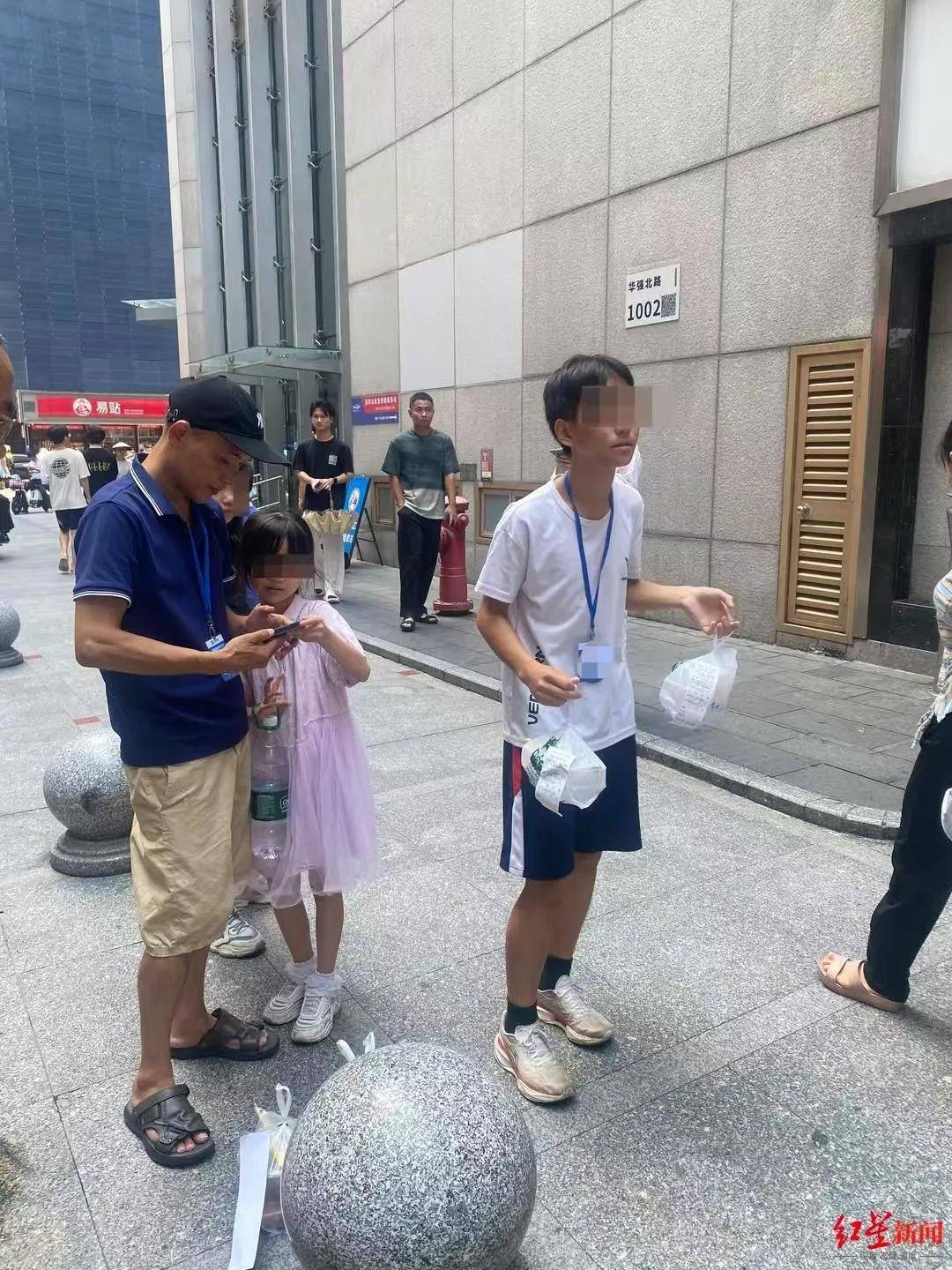 深圳华强北兴起小孩哥代送外卖潮，帮外卖员跑腿每单收费1、2元