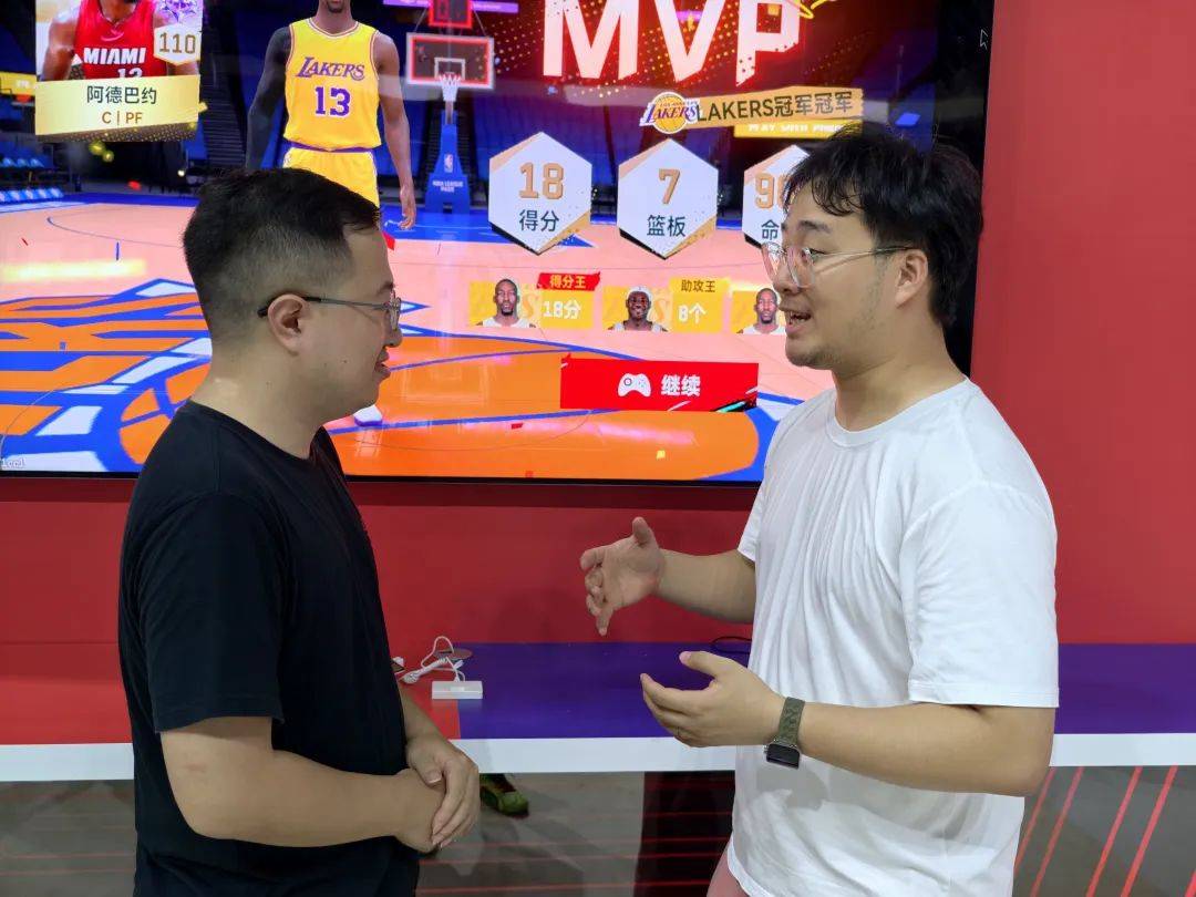 逛了一天ChinaJoy，最后被吸引的居然是鸿蒙。。。
