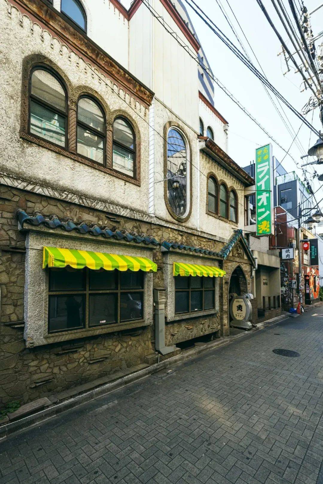 东京8家昭和时代咖啡甜点店推荐穿越近百年的风味与审美体验