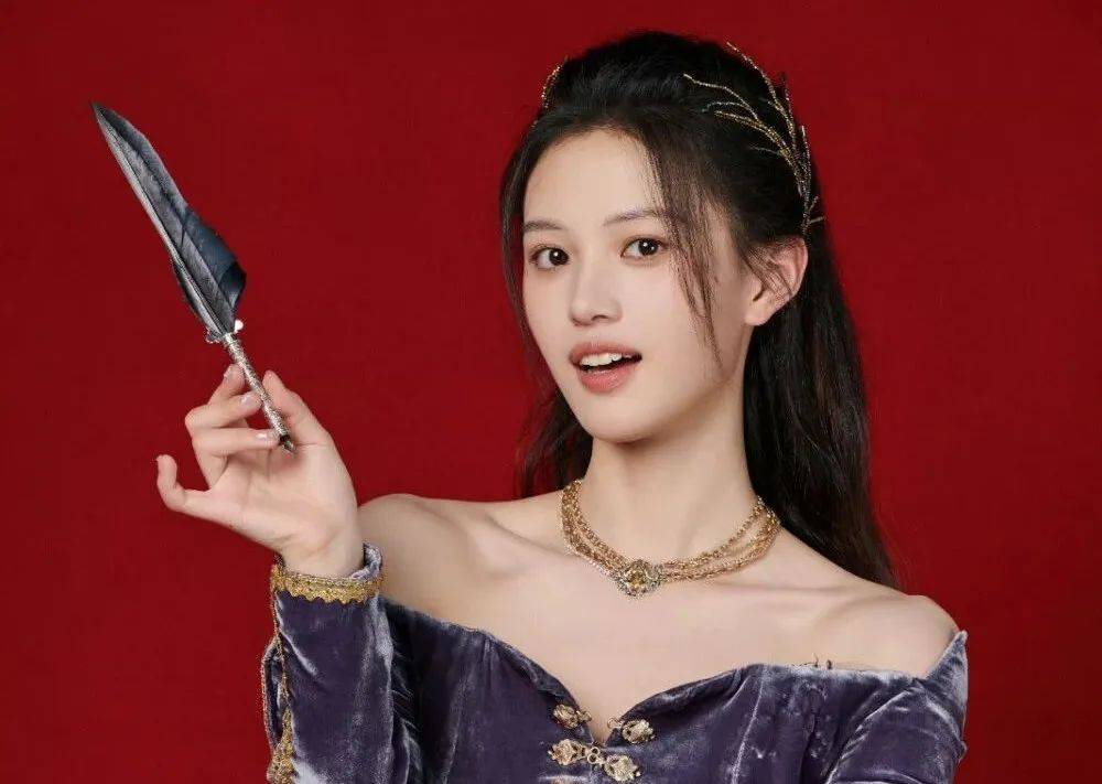 【2025.8.7】迪丽热巴陈伟霆？沈羽洁家庭条件？赵晴和杨洋？棒子idol出道do脸？敖瑞鹏感情状况？赵露思状态？