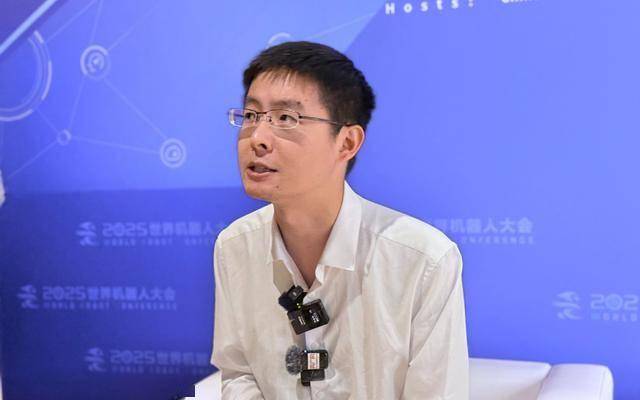 王兴兴：人形机器人的 ChatGPT 时刻有望1-2年到来